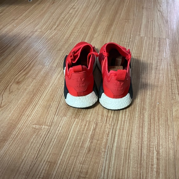 Adidas - Picture 5 of 9